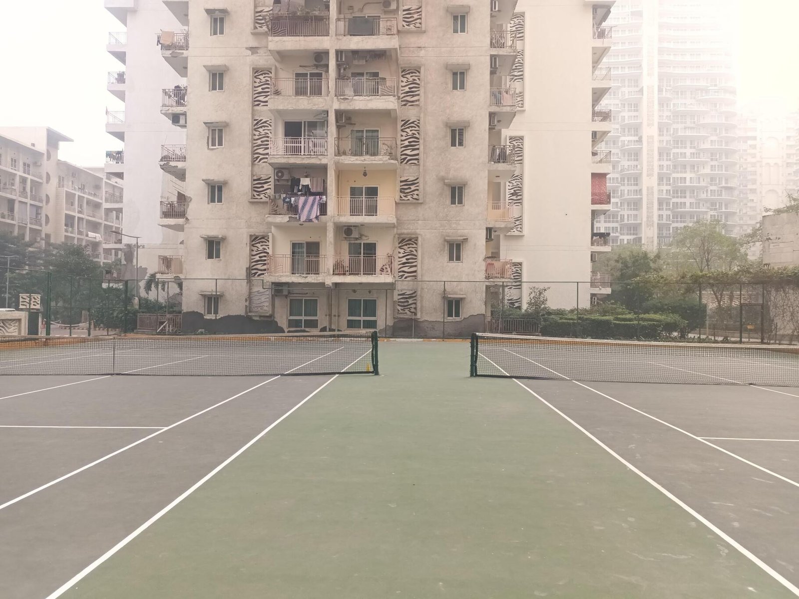 4 BHK Apartment in Mahagun Moderne, Sector 78