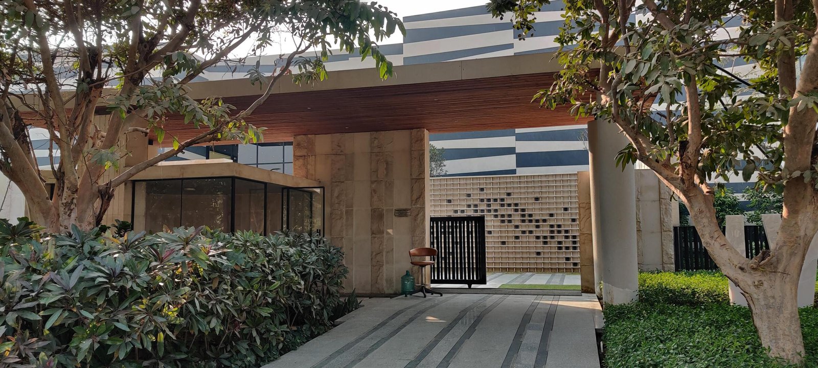 3 BHK Apartment in Ivory County, Sector 115