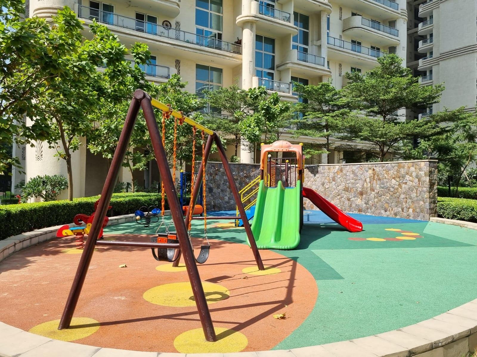 3 BHK Apartment in Mahagun Mezzaria, Sector 78