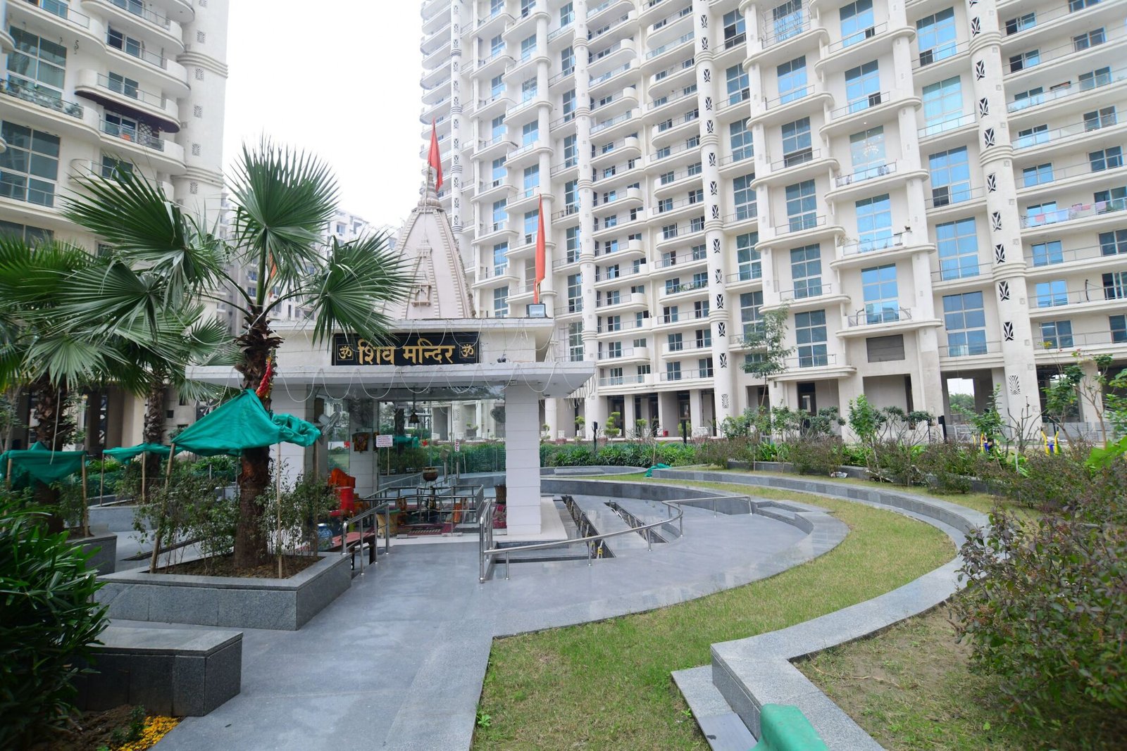 3 BHK Apartment in Mahagun Mezzaria, Sector 78