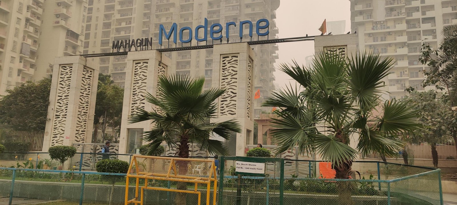 4 BHK Apartment in Mahagun Moderne, Sector 78