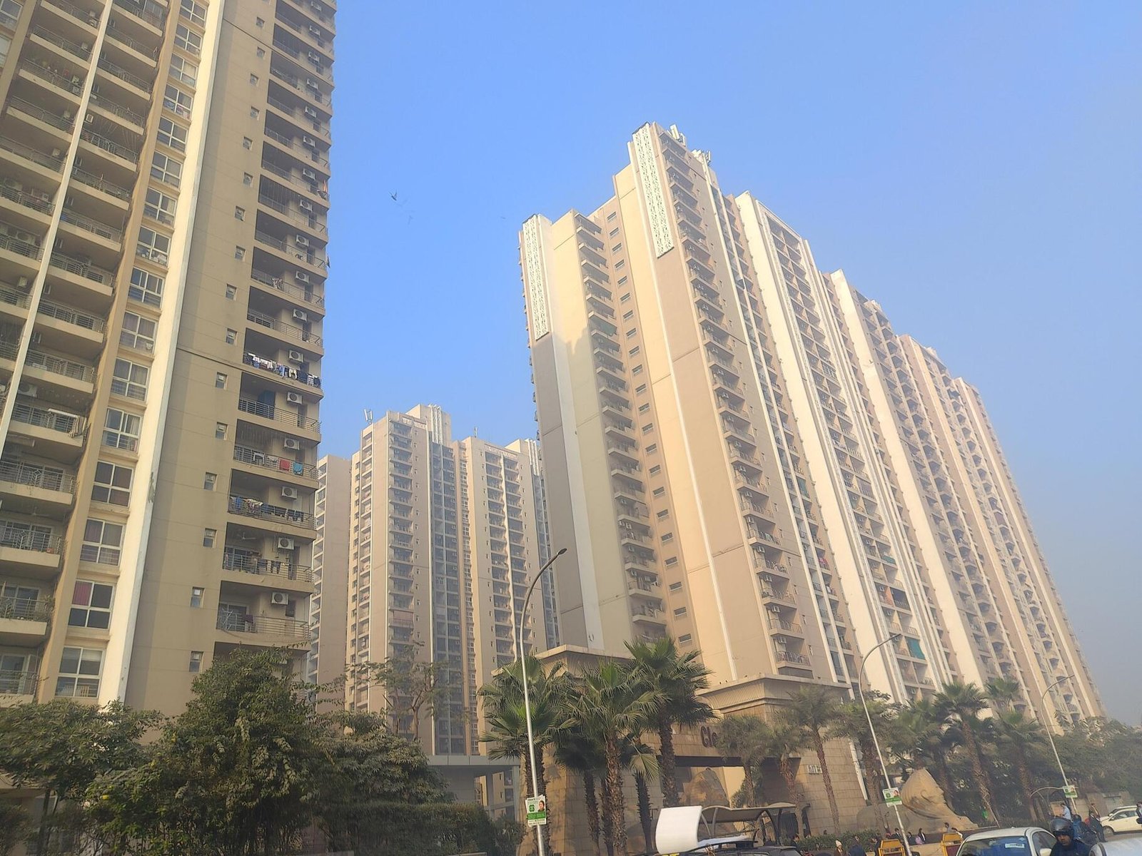 3 BHK Apartment in Cleo County, Sector 121