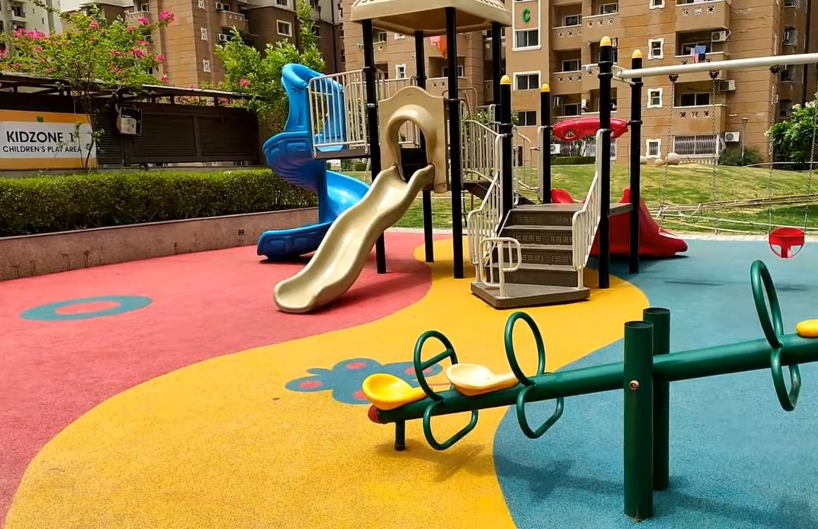 2 BHK Apartment in Nimbus The Hyde Park, Sector 78