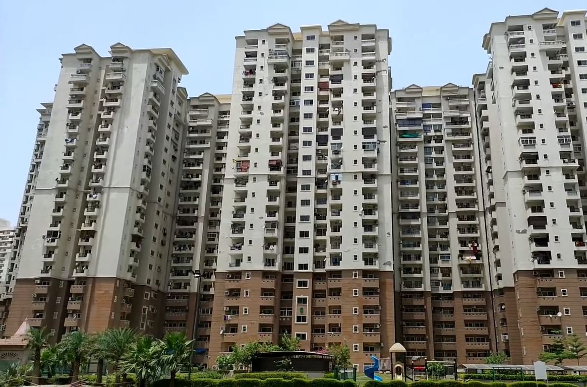 2 BHK Apartment in Nimbus The Hyde Park, Sector 78
